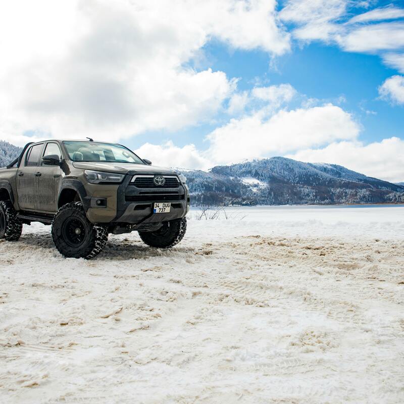 Υψηλής ποιότητας ελαστικά για αυτοκίνητα
και γεωργικά μηχανήματα!